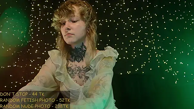 Snapshot of Littlespacemouse chatting on July 11, 2026, 8:33 pm Littlespacemouse online show from July 11, 2026, 8:33 pm