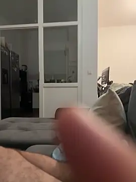 BuurningBoy online show from October 8, 2025, 8:50 pm