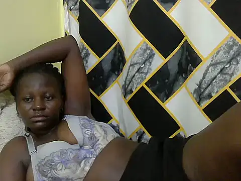 Snapshot of blackdollshe chatting on May 15, 2026, 8:16 pm blackdollshe online show from May 15, 2026, 8:16 pm