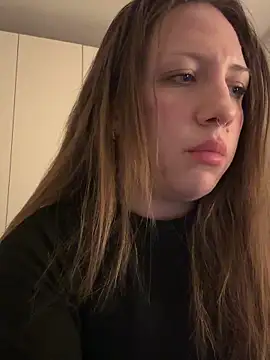 Snapshot of Sashabunny chatting on November 29, 2025, 10:24 pm Sashabunny online show from November 29, 2025, 10:24 pm