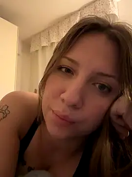 Snapshot of Sashabunny chatting on November 30, 2025, 10:14 pm Sashabunny online show from November 30, 2025, 10:14 pm