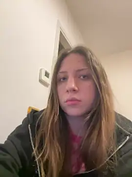 Snapshot of Sashabunny chatting on December 15, 2025, 7:51 pm Sashabunny online show from December 15, 2025, 7:51 pm