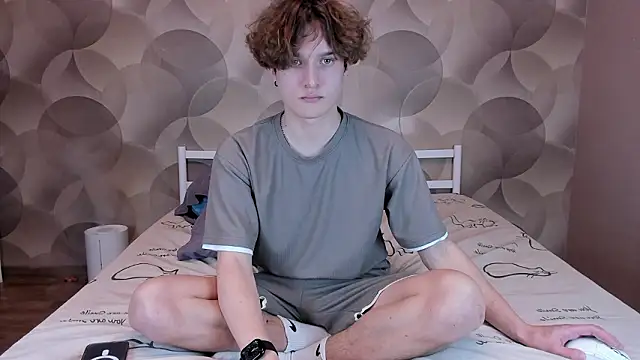 Ian Flor online show from March 13, 2026, 3:29 pm