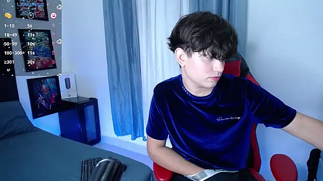 andyboy- online show from December 17, 2024, 12:01 am