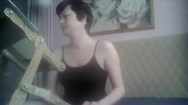 Snapshot of SunElizabeth chatting on May 13, 2026, 6:11 am SunElizabeth online show from May 13, 2026, 6:11 am
