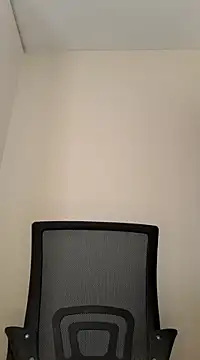 Snapshot of pnut_20 chatting on December 20, 2024, 6:19 am pnut 20 online show from December 20, 2024, 6:19 am