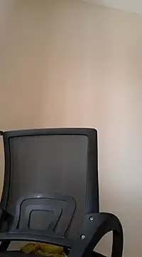 Snapshot of pnut_20 chatting on January 14, 2025, 11:53 am pnut 20 online show from January 14, 2025, 11:53 am