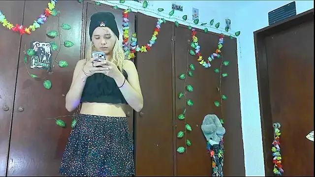  jessica rabbit online show from April 15, 2026, 7:58 pm