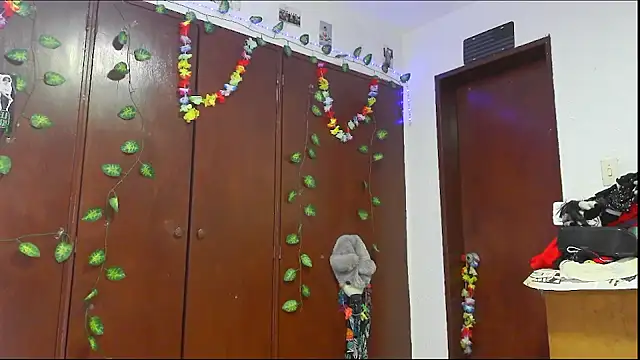  jessica rabbit online show from April 16, 2026, 9:50 pm