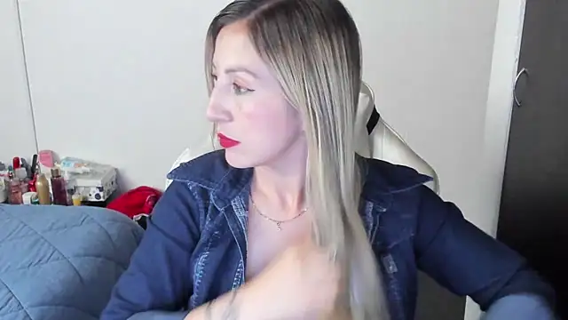 Andreina Suann online show from January 22, 2025, 11:23 am