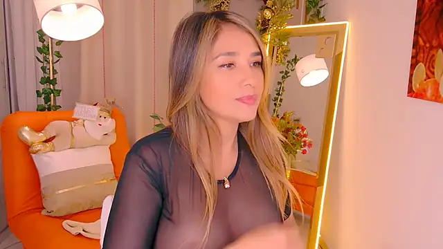 Snapshot of Miss_ash chatting on December 26, 2024, 11:35 pm Miss ash online show from December 26, 2024, 11:35 pm