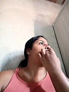 Snapshot of Giselabrunette25 chatting on January 31, 2026, 8:18 pm Giselabrunette25 online show from January 31, 2026, 8:18 pm