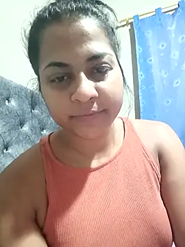 Snapshot of Giselabrunette25 chatting on February 11, 2026, 9:25 am Giselabrunette25 online show from February 11, 2026, 9:25 am