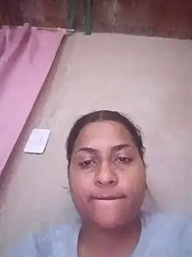 Snapshot of Giselabrunette25 chatting on February 11, 2026, 10:15 pm Giselabrunette25 online show from February 11, 2026, 10:15 pm