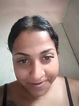 Snapshot of Giselabrunette25 chatting on February 23, 2026, 7:44 pm Giselabrunette25 online show from February 23, 2026, 7:44 pm