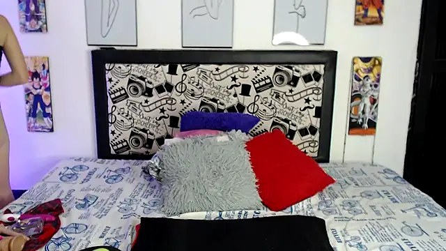 Rihana14 online show from November 8, 2025, 9:13 pm