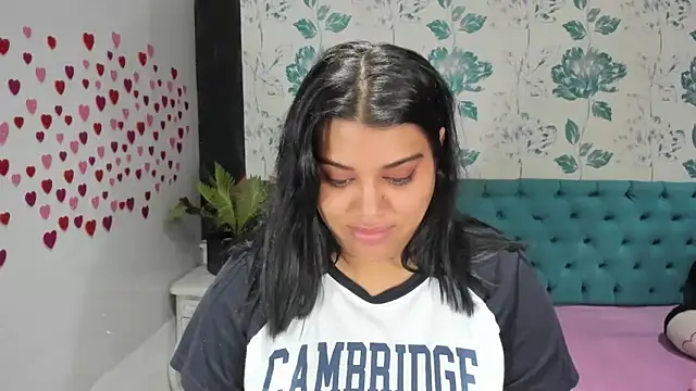 LindaBreeS online show from February 3, 2025, 7:52 pm