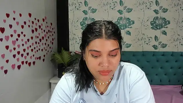 LindaBreeS online show from February 9, 2025, 7:19 pm