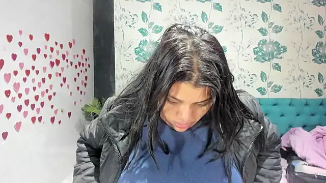 LindaBreeS online show from March 21, 2025, 2:51 pm