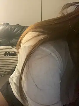 Keaibo online show from March 11, 2025, 4:43 am