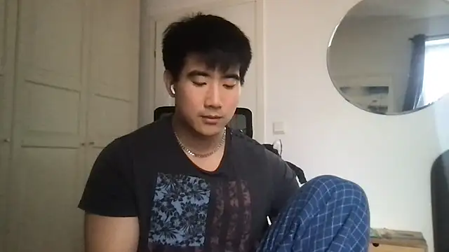 jungcock3210 online show from October 15, 2025, 12:05 pm