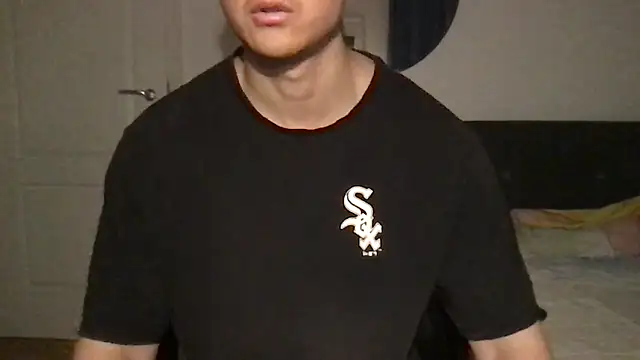 jungcock3210 online show from October 22, 2025, 4:57 am