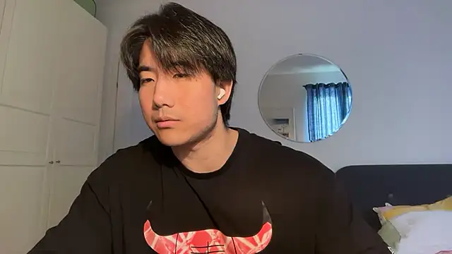 jungcock3210 online show from March 23, 2026, 11:14 am