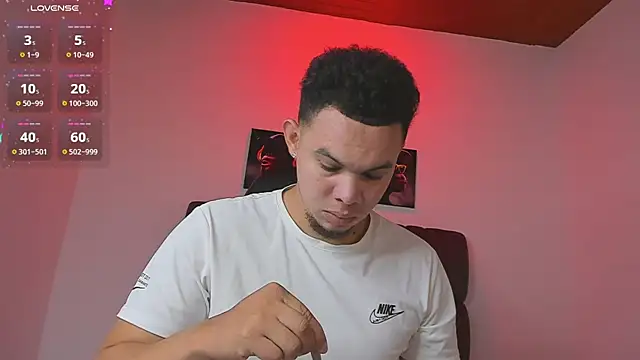 Snapshot of jhotta_fox chatting on October 15, 2025, 7:08 am jhotta fox online show from October 15, 2025, 7:08 am