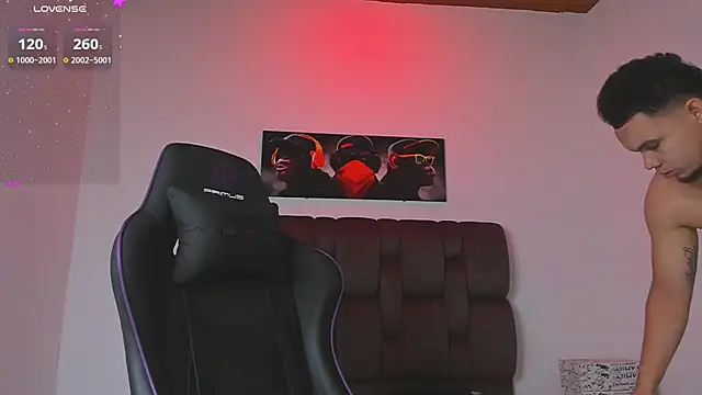 Snapshot of jhotta_fox chatting on November 2, 2025, 7:11 am jhotta fox online show from November 2, 2025, 7:11 am