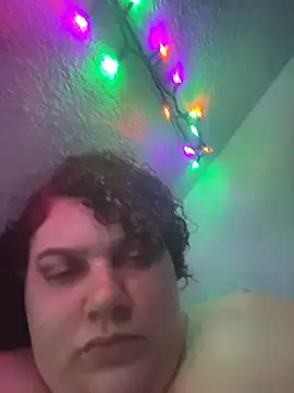 Snapshot of lolabun247 chatting on November 11, 2025, 11:10 am lolabun247 online show from November 11, 2025, 11:10 am