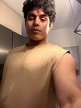 Snapshot of arminjones1 chatting on January 6, 2026, 7:23 am arminjones1 online show from January 6, 2026, 7:23 am