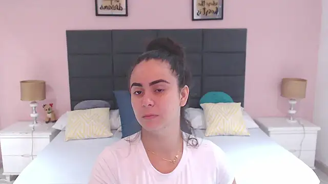 MadisonJenner online show from January 12, 2025, 11:28 am