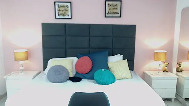 MadisonJenner online show from March 6, 2025, 5:33 pm