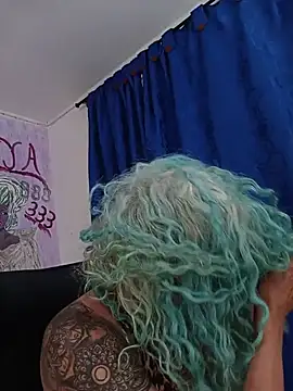 freyadevil333 online show from July 18, 2026, 2:38 am