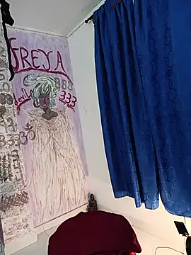 freyadevil333 online show from July 20, 2026, 12:03 am