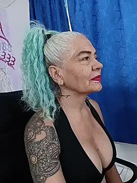 freyadevil333 online show from July 27, 2026, 3:41 pm