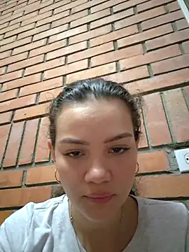 Snapshot of Angela_hank2 chatting on June 2, 2026, 11:29 pm Angela hank2 online show from June 2, 2026, 11:29 pm