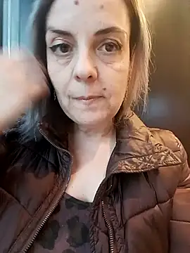 Sunbelxx online show from March 7, 2025, 5:17 pm