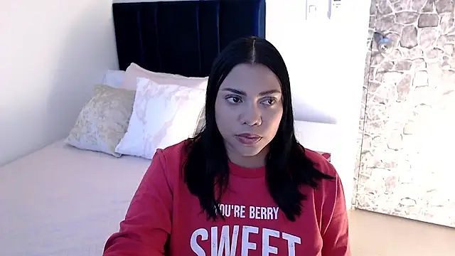 angela santana  online show from September 19, 2025, 6:30 pm