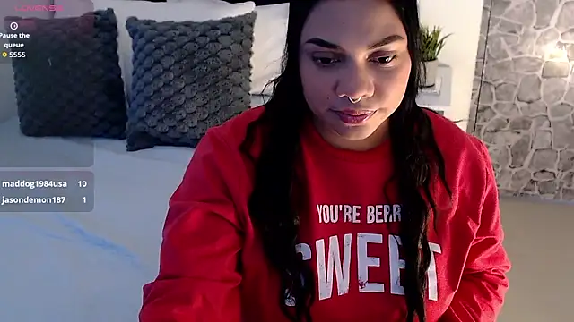 angela santana  online show from November 7, 2025, 5:57 pm