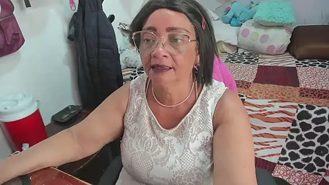 Mrs mommy  online show from February 27, 2026, 8:20 pm