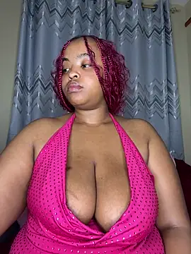 Linahlove online show from April 11, 2026, 11:42 pm