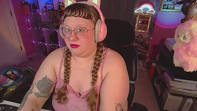 FatVeronica online show from February 14, 2026, 2:14 pm