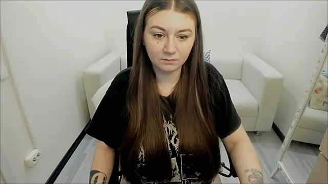 AlisaBacker online show from March 13, 2025, 3:39 pm