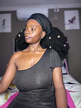 Candy-Heart online show from March 5, 2026, 9:44 pm