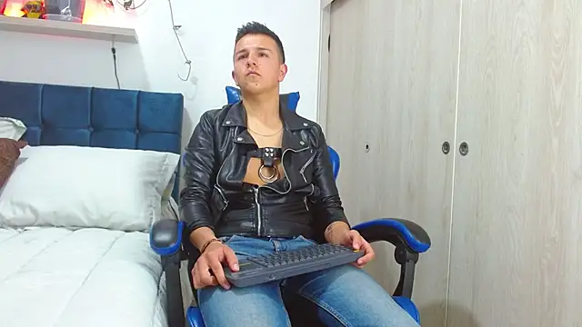 Snapshot of flint_ryan chatting on February 5, 2026, 6:34 pm flint ryan online show from February 5, 2026, 6:34 pm