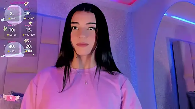 Summer walkerr online show from March 7, 2025, 12:34 pm