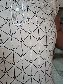 Ivy-09 online show from February 14, 2026, 7:16 am