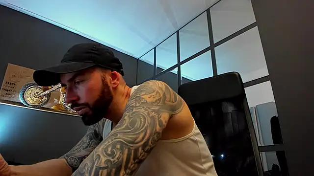 AronGrant online show from December 24, 2024, 8:44 am