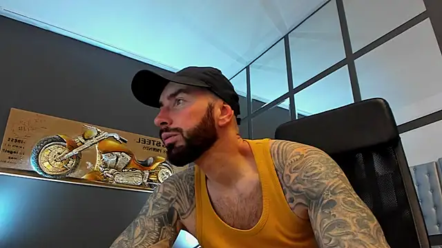 AronGrant online show from March 30, 2026, 9:43 am